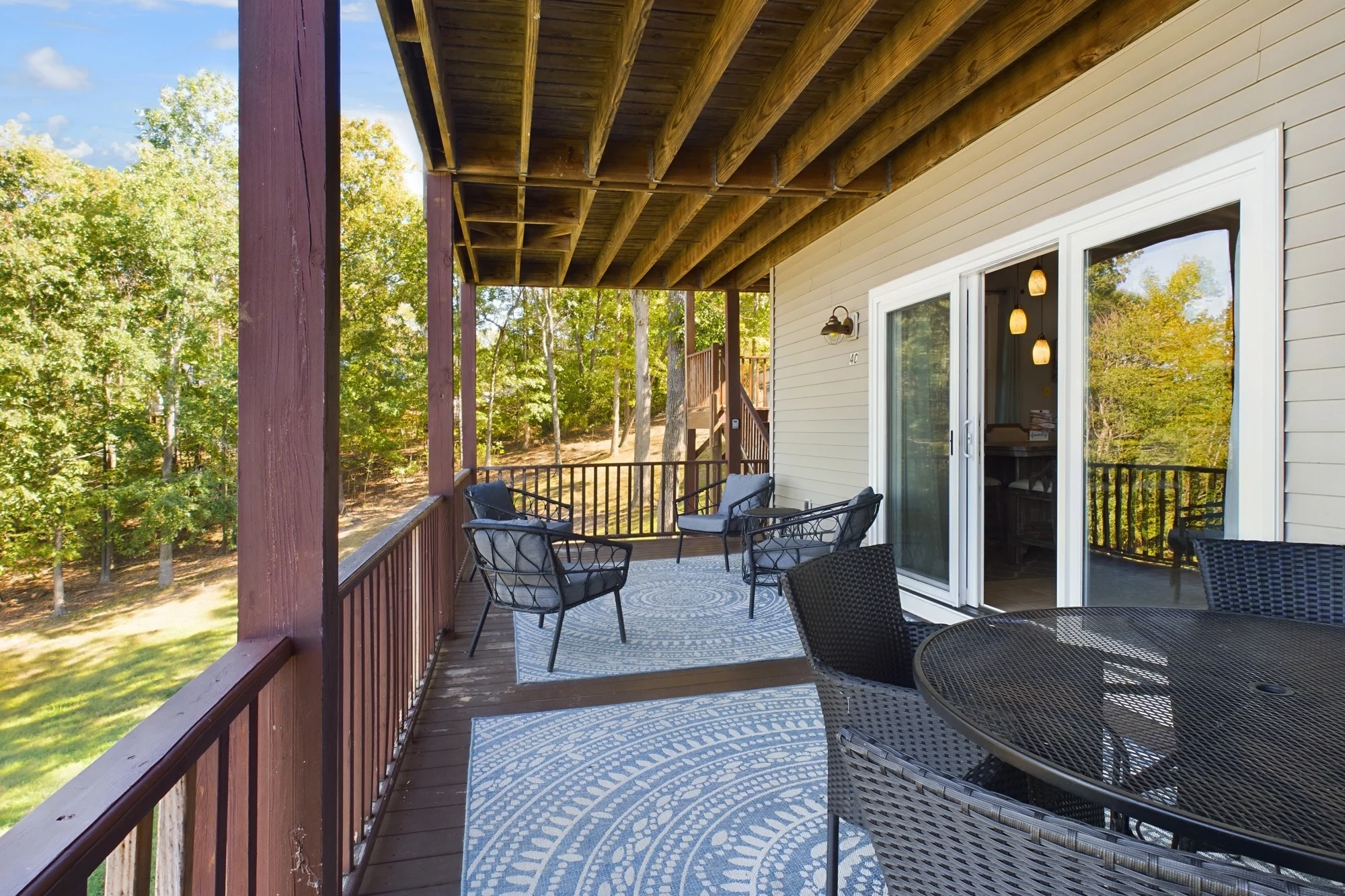 CAM02740G0-PR0010-STILL012