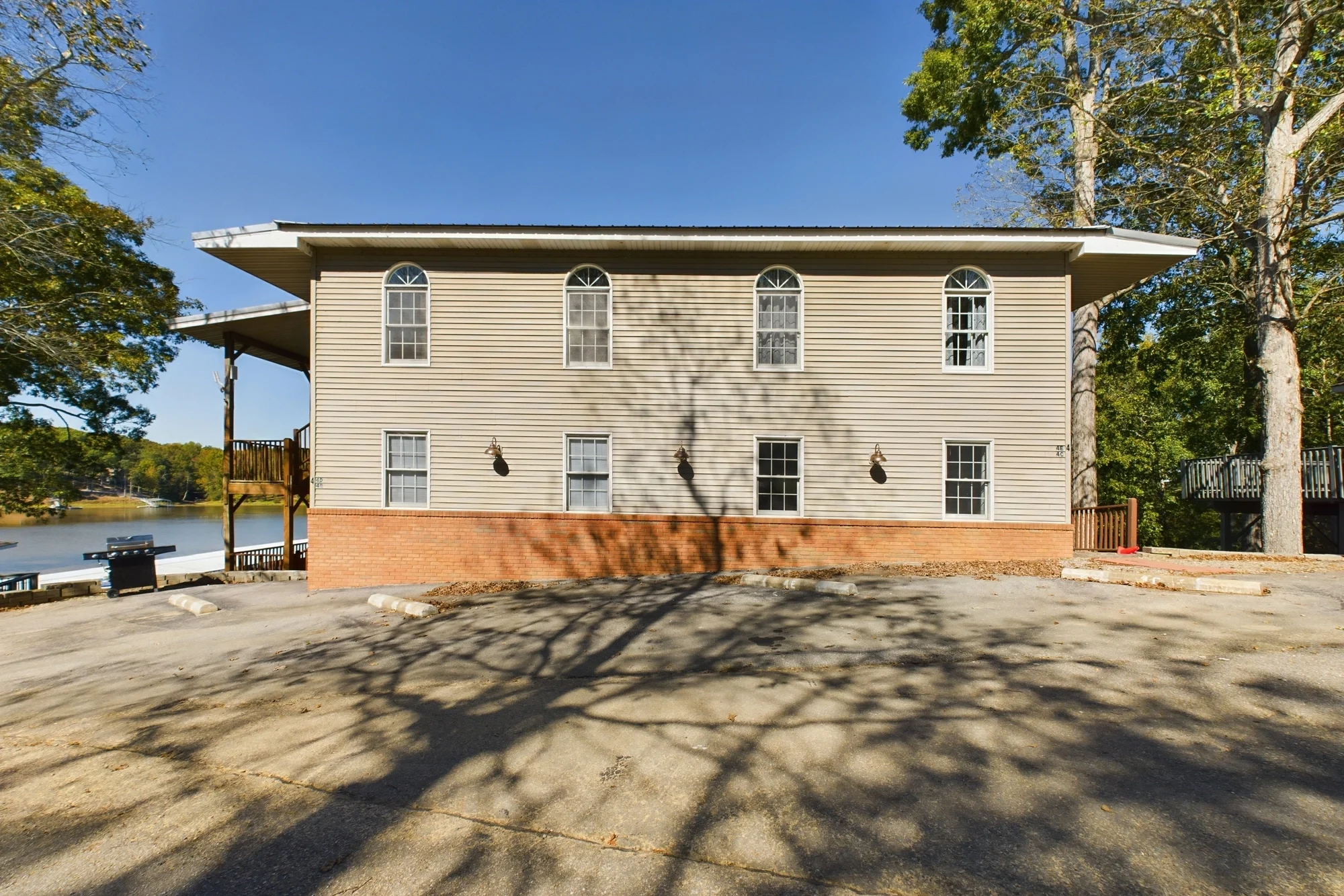 CAM02740G0-PR0010-STILL017